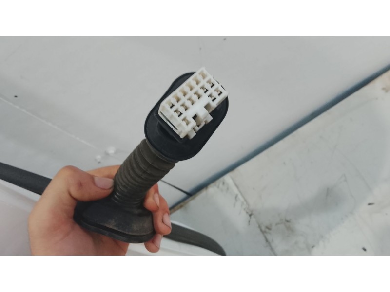 Recambio de puerta trasera derecha para hyundai i30 (fd) 1.4 referencia OEM IAM 770042L010  