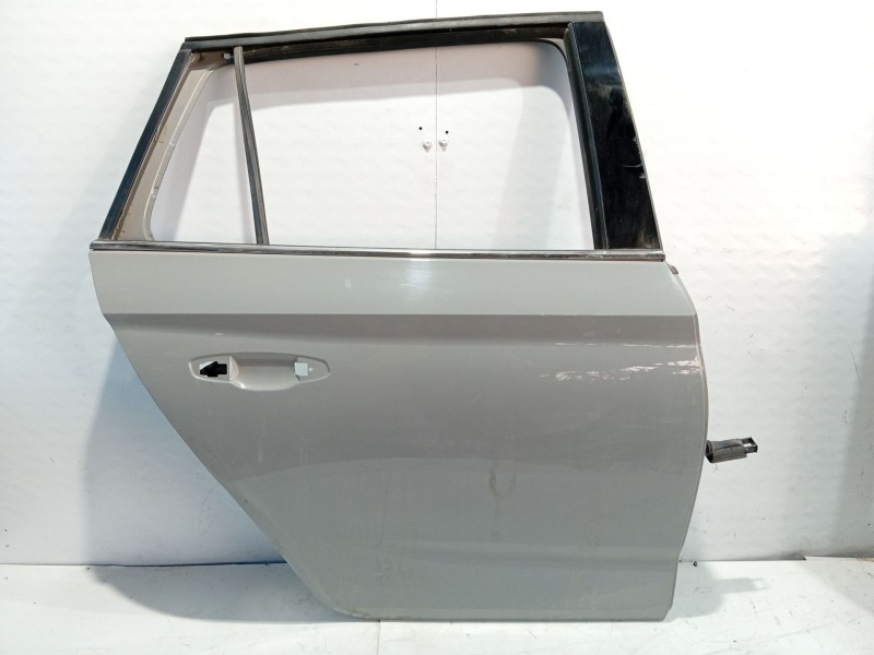 Recambio de puerta trasera derecha para skoda kamiq (nw4) 1.0 tsi referencia OEM IAM 658833052B  