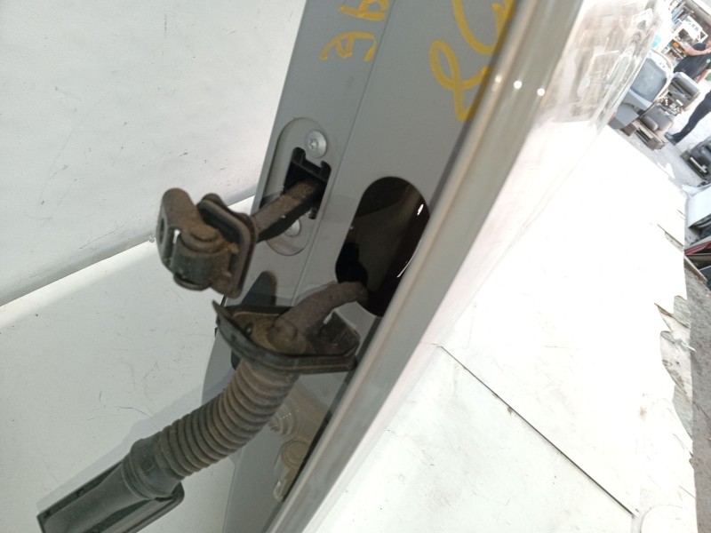 Recambio de puerta trasera izquierda para skoda kamiq (nw4) 1.0 tsi referencia OEM IAM 658833051B  