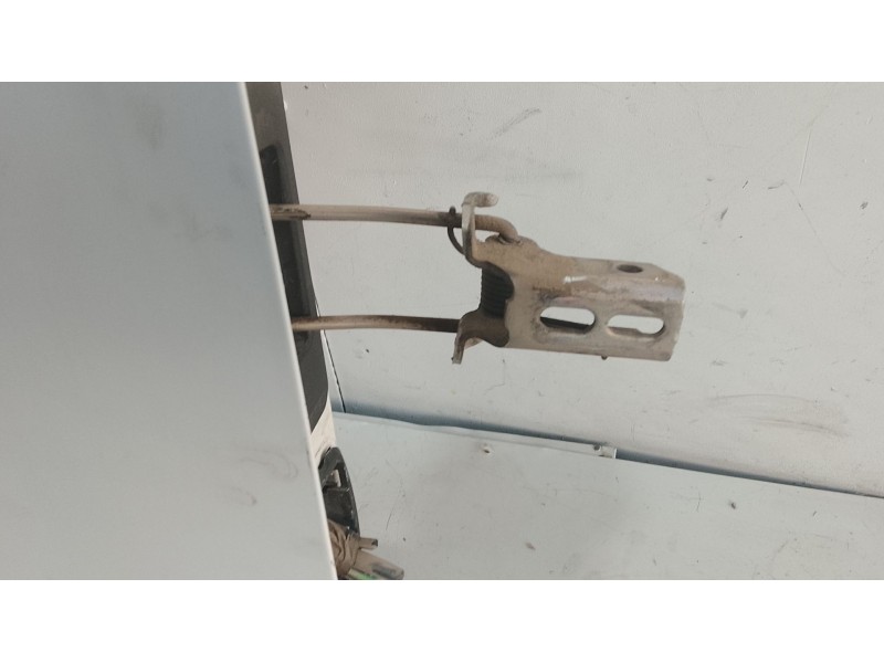 Recambio de puerta trasera derecha para ford tourneo connect 1.8 tdci referencia OEM IAM   