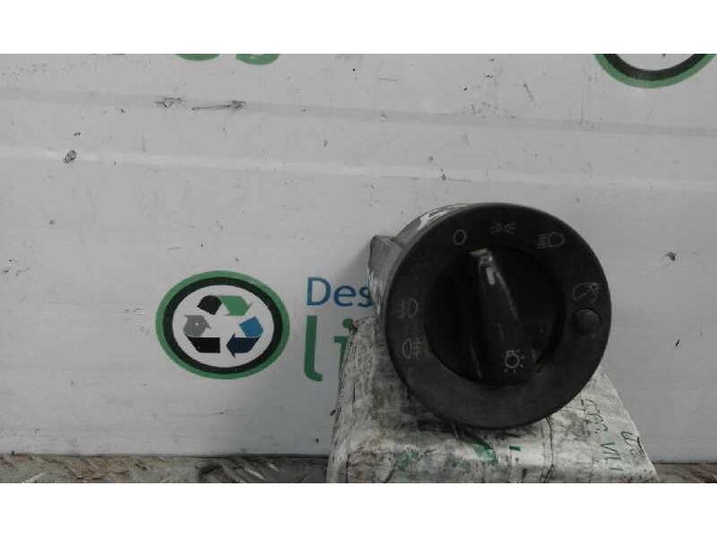 Recambio de mando luces para skoda octavia berlina (1u2)    |   0.99 - 0.00 | 1999 - 2000 referencia OEM IAM   