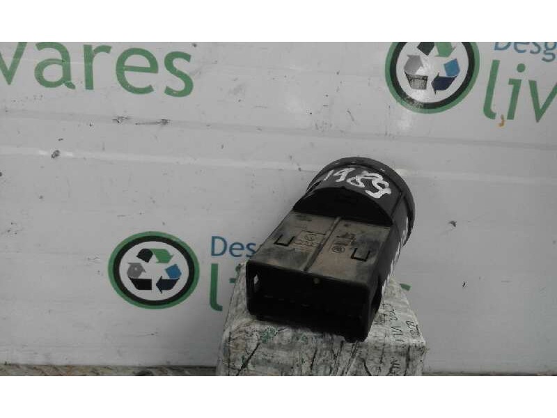Recambio de mando luces para skoda octavia berlina (1u2)    |   0.99 - 0.00 | 1999 - 2000 referencia OEM IAM   