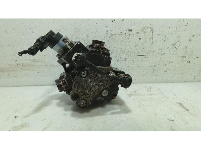 Recambio de bomba inyeccion para hyundai i30 (fd) 1.6 crdi referencia OEM IAM 331002A410  