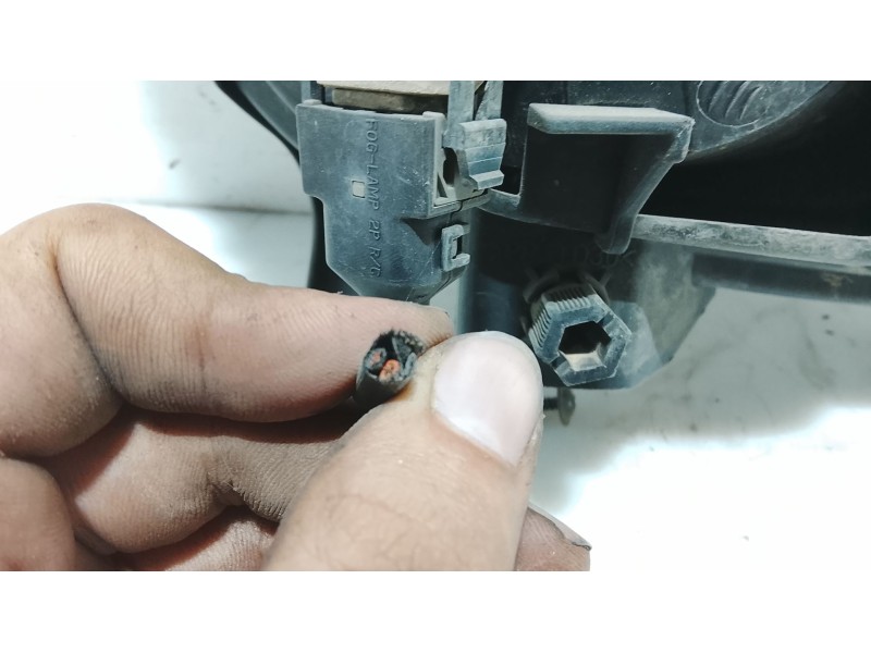 Recambio de faro antiniebla izquierdo para hyundai i30 (fd) 1.6 crdi referencia OEM IAM 922012L000  