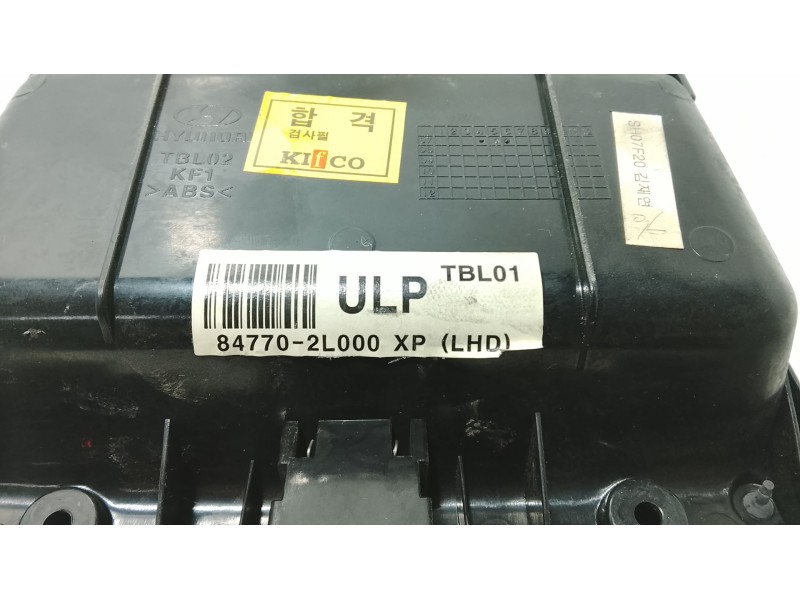 Recambio de moldura para hyundai i30 (fd) 1.6 crdi referencia OEM IAM 847702L000XP  
