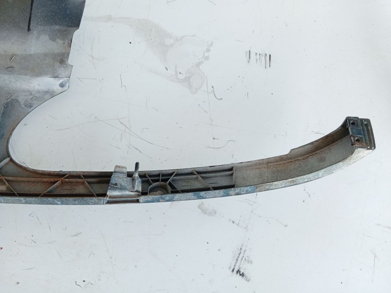 Recambio de moldura para ford galaxy i (wgr) 1.9 tdi referencia OEM IAM 1103323 95WV8200BMXWAA 