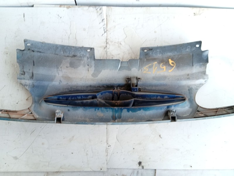 Recambio de moldura para ford galaxy i (wgr) 1.9 tdi referencia OEM IAM 1103323 95WV8200BMXWAA 