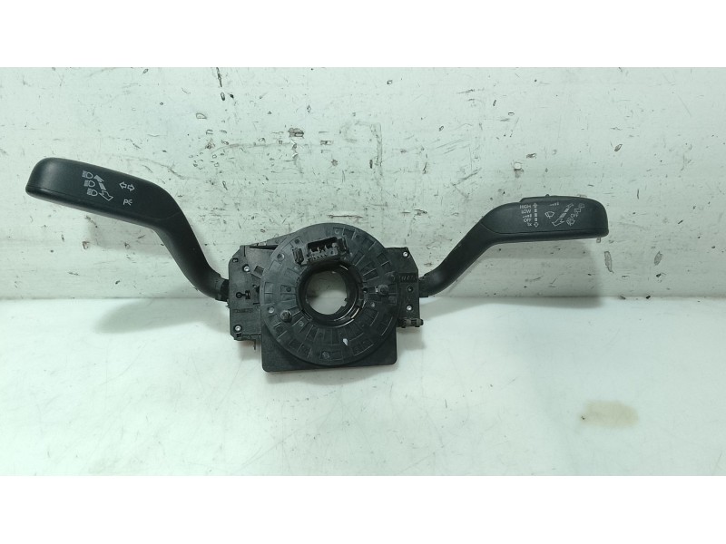 Recambio de mando volante para seat ibiza iv (6j5, 6p1) 1.6 tdi referencia OEM IAM   