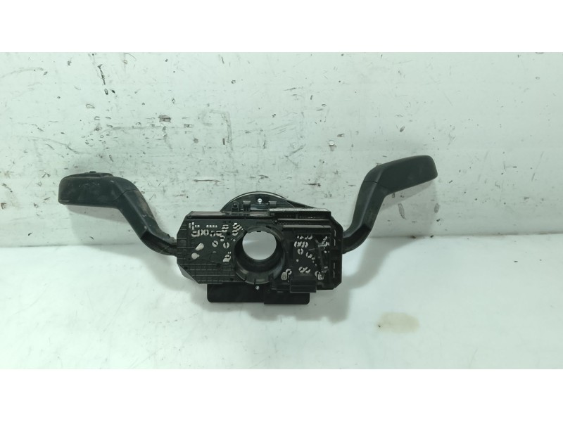 Recambio de mando volante para seat ibiza iv (6j5, 6p1) 1.6 tdi referencia OEM IAM   