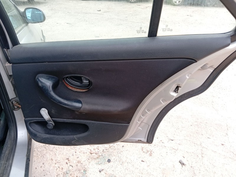 peugeot 406 (8b) del año 2000