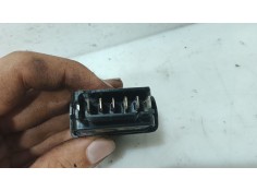 Recambio de mando elevalunas delantero derecho para renault clio ii (bb_, cb_) 1.9 d (b/cb0e, bb0j) referencia OEM IAM 770041111 2