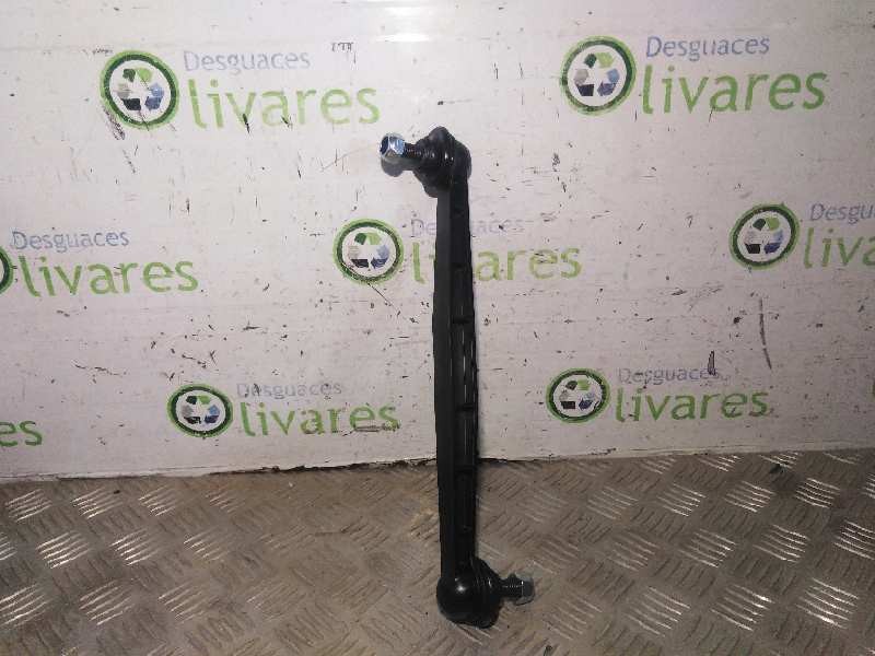 Recambio de bieleta estabilizadora delantera derecha para  referencia OEM IAM TC879  