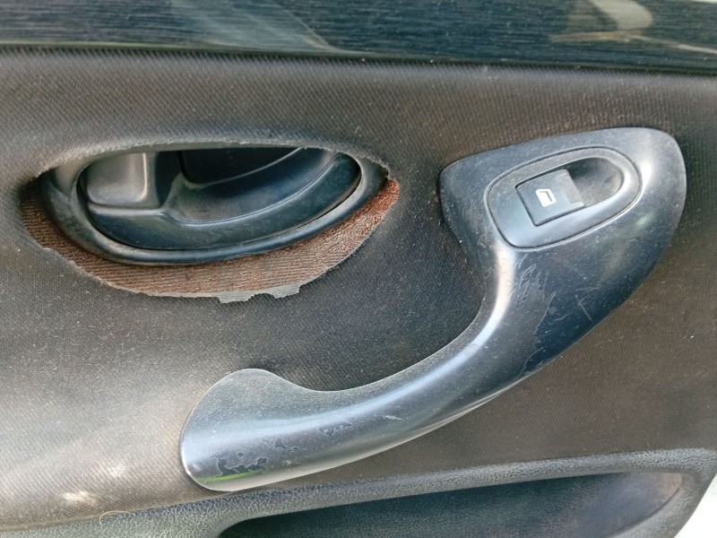 peugeot 406 (8b) del año 2002