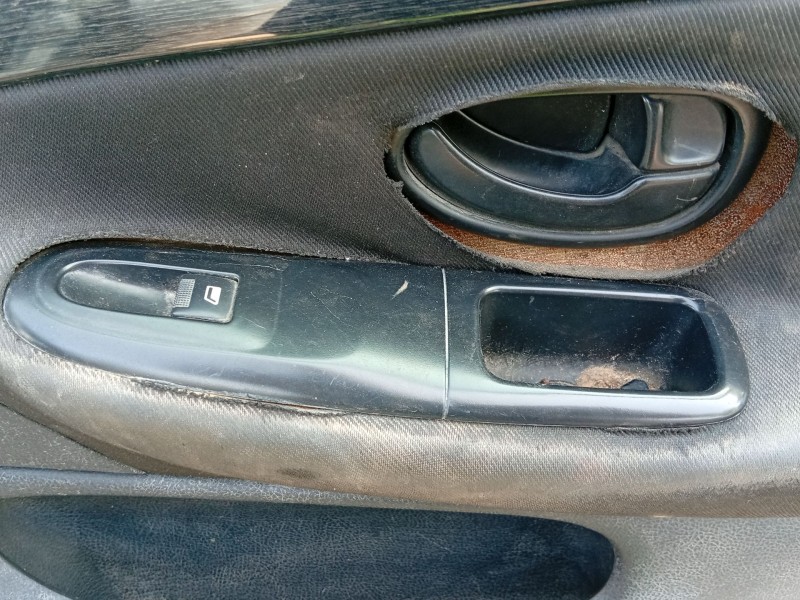 peugeot 406 (8b) del año 2002