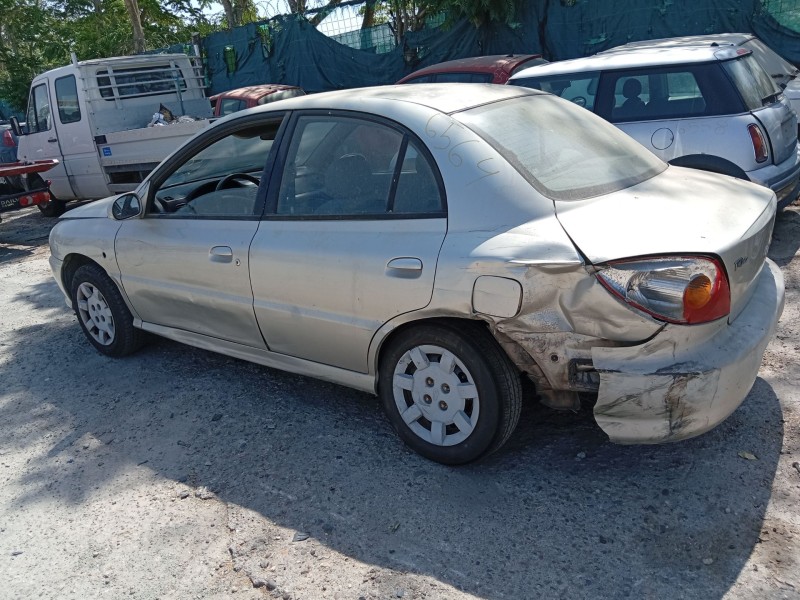 kia rio i sedán (dc_) del año 2002
