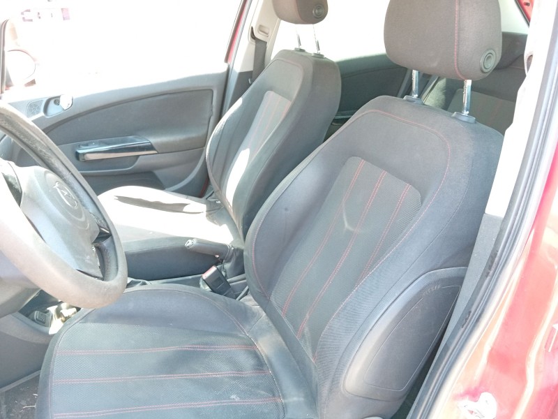 opel corsa d (s07) del año 2012