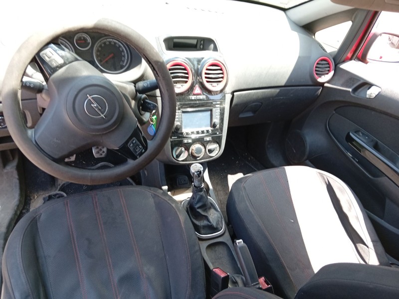 opel corsa d (s07) del año 2012