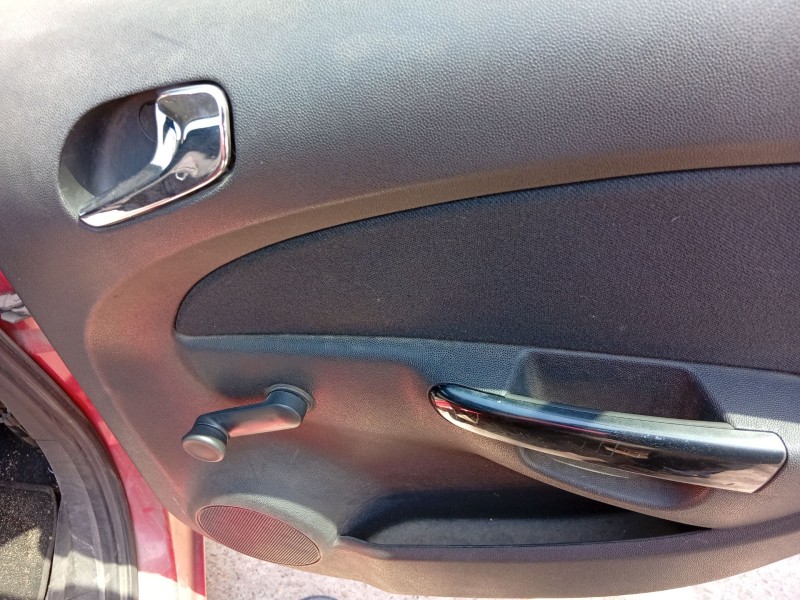 opel corsa d (s07) del año 2012