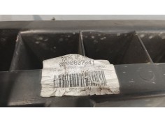 Recambio de refuerzo paragolpes trasero para renault clio iii (br0/1, cr0/1) 1.5 dci (c/br0g, c/br1g) referencia OEM IAM    2