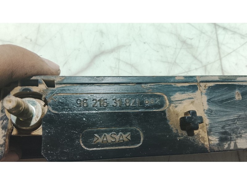 Recambio de moldura para peugeot partner monospace (5_, g_) 1.6 hdi 75 referencia OEM IAM   