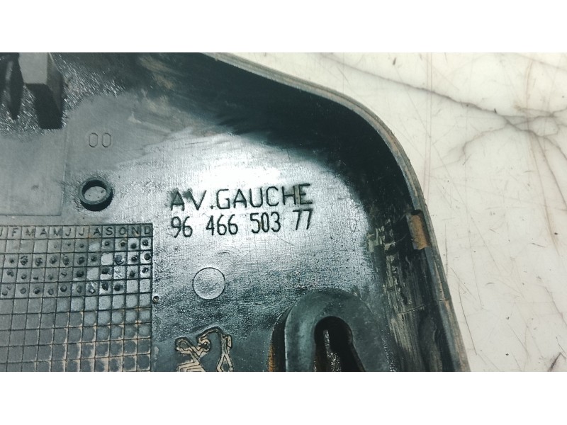 Recambio de moldura para peugeot partner monospace (5_, g_) 1.6 hdi 75 referencia OEM IAM   
