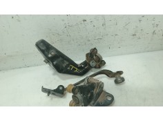 Recambio de bisagra puerta trasera izquierda para peugeot partner monospace (5_, g_) 1.6 hdi 75 referencia OEM IAM    2