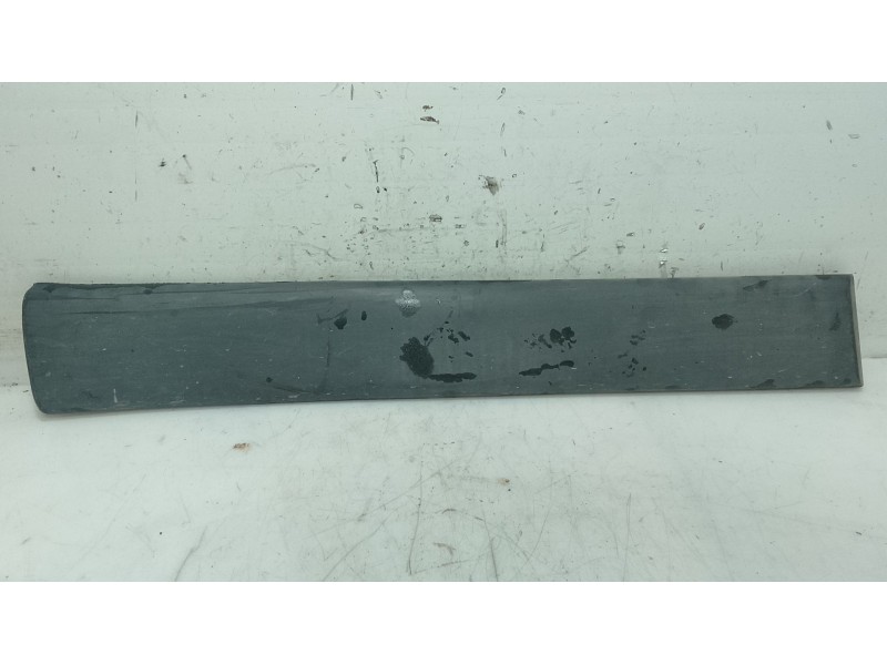 Recambio de moldura para peugeot partner monospace (5_, g_) 1.6 hdi 75 referencia OEM IAM   
