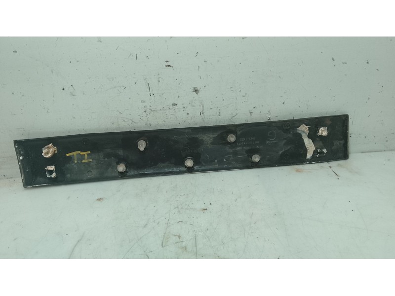 Recambio de moldura para peugeot partner monospace (5_, g_) 1.6 hdi 75 referencia OEM IAM   