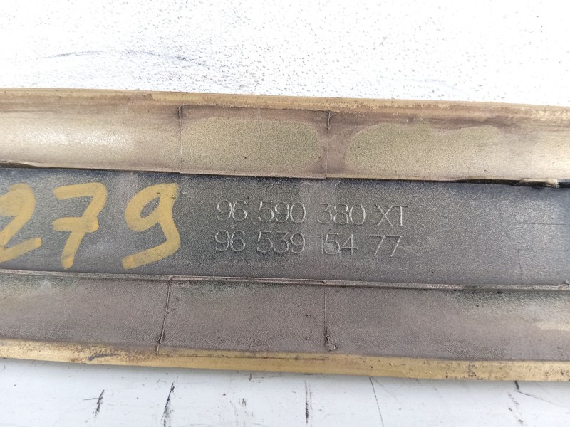 Recambio de moldura para citroën c4 grand picasso i (ua_) 1.6 hdi referencia OEM IAM   