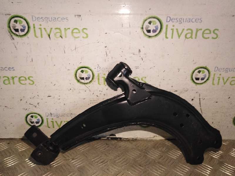 Recambio de brazo suspension inferior delantero izquierdo para  referencia OEM IAM TC2086  