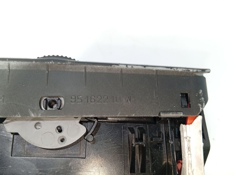 Recambio de aireador central para volkswagen passat b5.5 (3b3) 1.9 tdi referencia OEM IAM   