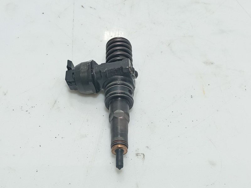 Recambio de inyector para volkswagen passat b5.5 (3b3) 1.9 tdi referencia OEM IAM   