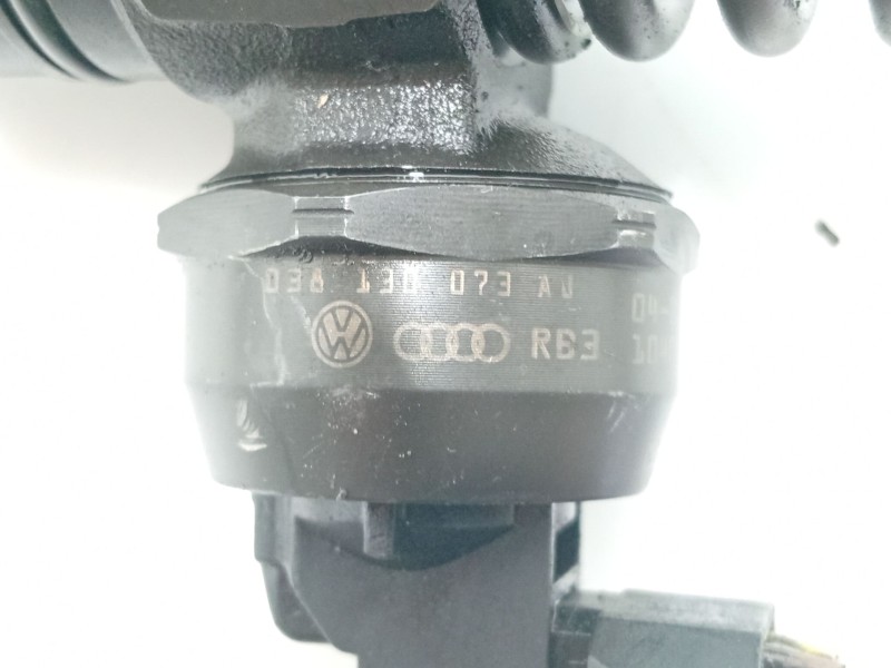 Recambio de inyector para volkswagen passat b5.5 (3b3) 1.9 tdi referencia OEM IAM   