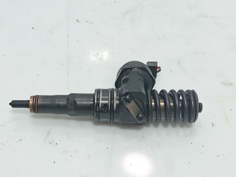 Recambio de inyector para volkswagen passat b5.5 (3b3) 1.9 tdi referencia OEM IAM   