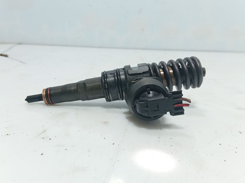 Recambio de inyector para volkswagen passat b5.5 (3b3) 1.9 tdi referencia OEM IAM   