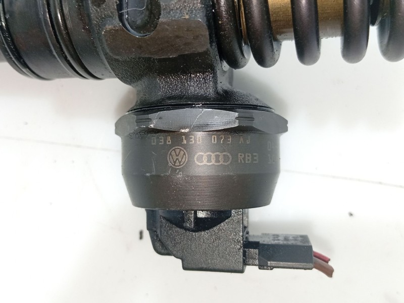 Recambio de inyector para volkswagen passat b5.5 (3b3) 1.9 tdi referencia OEM IAM   
