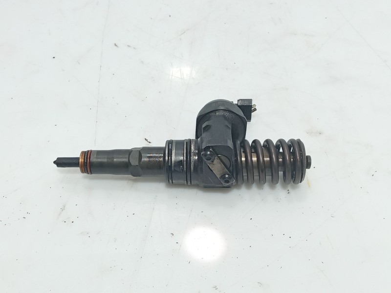 Recambio de inyector para volkswagen passat b5.5 (3b3) 1.9 tdi referencia OEM IAM   