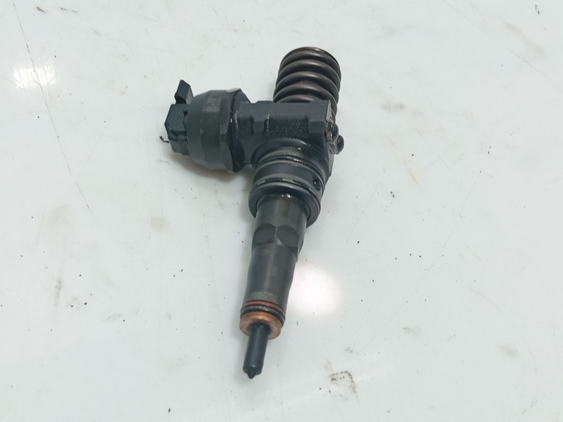Recambio de inyector para volkswagen passat b5.5 (3b3) 1.9 tdi referencia OEM IAM   