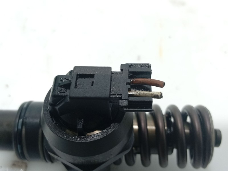 Recambio de inyector para volkswagen passat b5.5 (3b3) 1.9 tdi referencia OEM IAM   