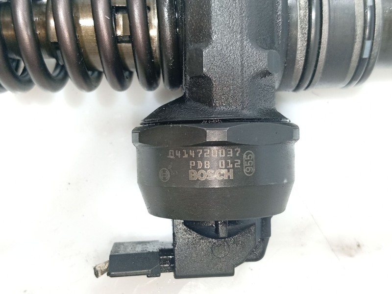 Recambio de inyector para volkswagen passat b5.5 (3b3) 1.9 tdi referencia OEM IAM   