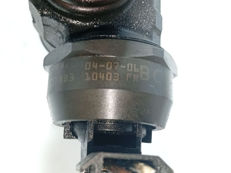 Recambio de inyector para volkswagen passat b5.5 (3b3) 1.9 tdi referencia OEM IAM   