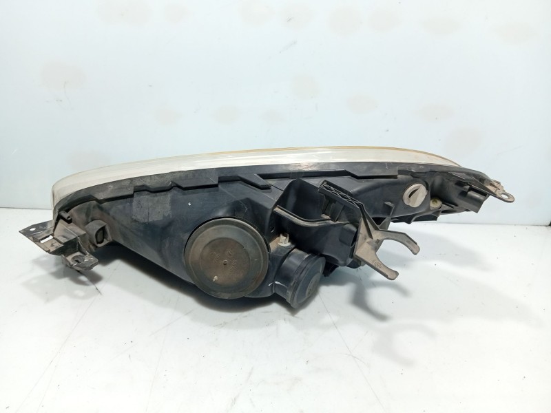 Recambio de faro derecho para citroën c4 picasso i monospace (ud_) 1.6 vti 120 referencia OEM IAM 6206A8  