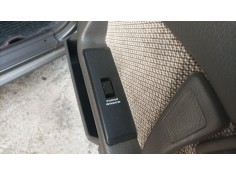 Recambio de mando elevalunas delantero derecho para nissan bluebird (t72 , t12, u12) 2.0 i (hlt72, t12) referencia OEM IAM   