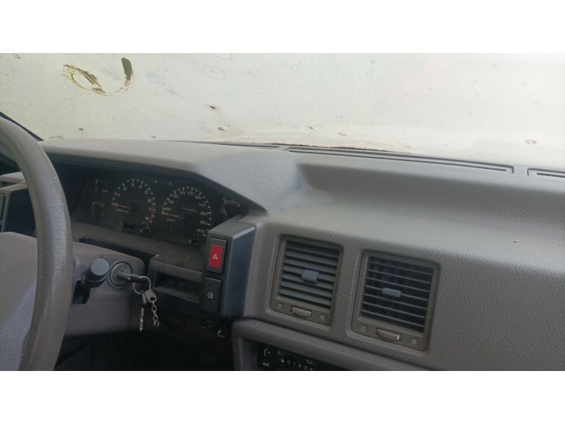 Recambio de salpicadero para nissan bluebird (t72 , t12, u12) 2.0 i (hlt72, t12) referencia OEM IAM   