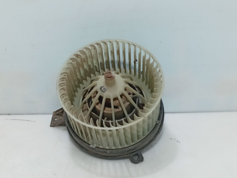 Recambio de ventilador calefaccion para peugeot 205 furgoneta/hatchback 1.8 d referencia OEM IAM   