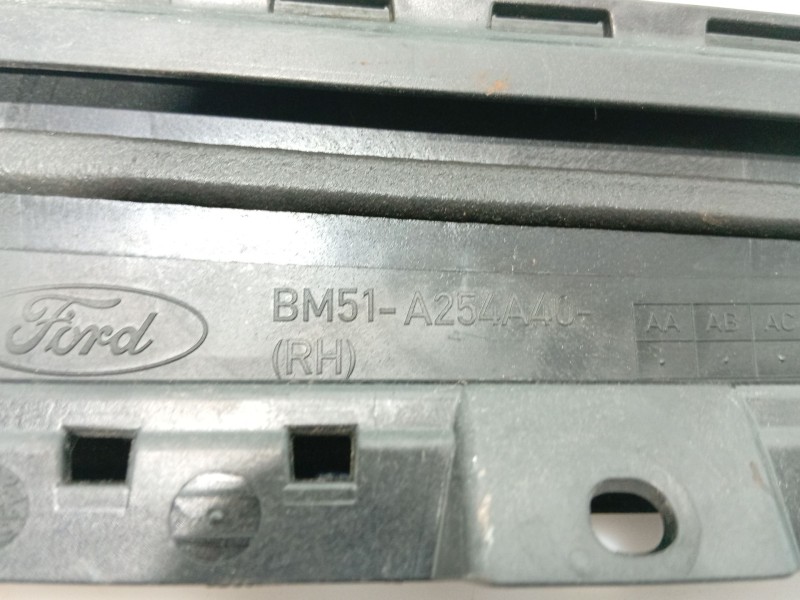 Recambio de moldura para ford focus iii 1.6 ti referencia OEM IAM   