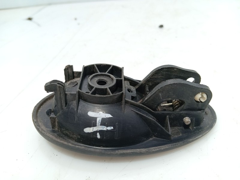 Recambio de maneta interior delantera izquierda para chevrolet matiz 0.8 cat referencia OEM IAM   