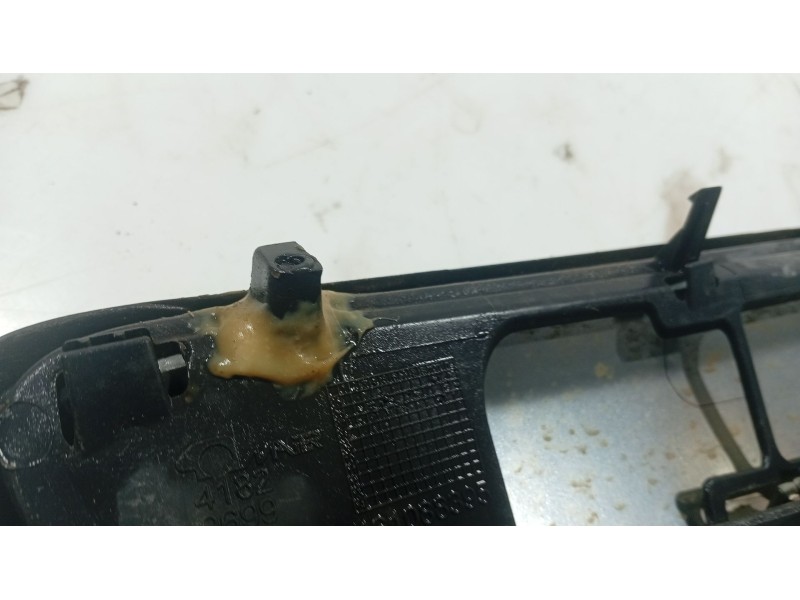 Recambio de moldura para opel meriva a monospace (x03) 1.6 (e75) referencia OEM IAM   