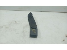 Recambio de anclaje cinturon trasero central para opel meriva a monospace (x03) 1.6 (e75) referencia OEM IAM    2
