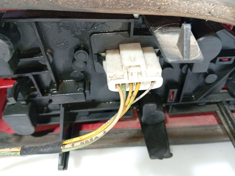 Recambio de piloto trasero derecho para peugeot 406 (8b) 2.0 hdi 90 referencia OEM IAM   